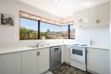 5 Evergreen Way , Stoke