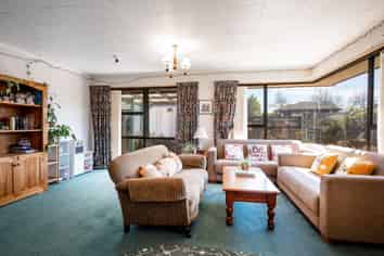 5 Evergreen Way , Stoke