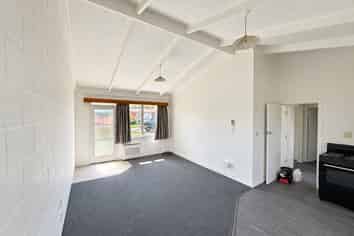 4/12 Pretoria st, Victoria