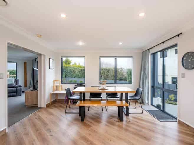 712 Queens Drive, Waikiwi
