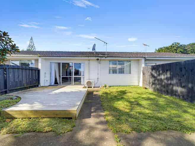 4/59 Puhinui Road, Manukau