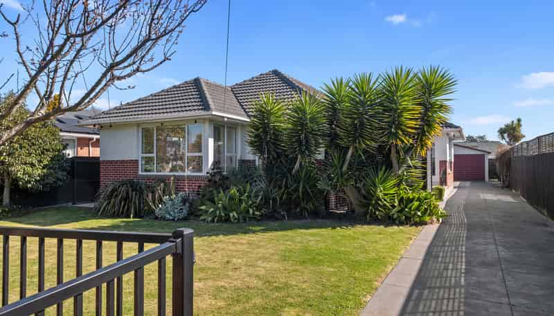 13 Olivine Street, Shirley