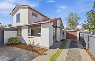 2/16 Kawau Crescent, Bromley