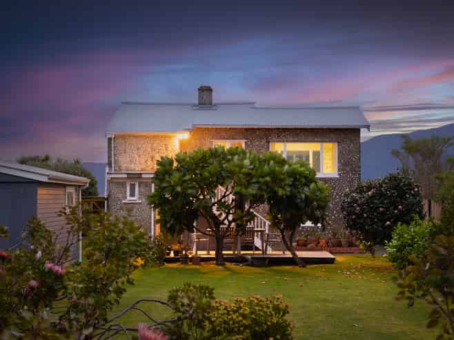 45 Manly Street, Paraparaumu Beach