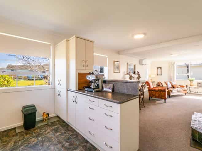 73 Conway Crescent, Glengarry