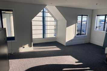 Ferry Road Office/Warehouse