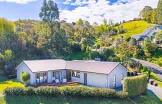 18 Lakeview Terrace, Taradale