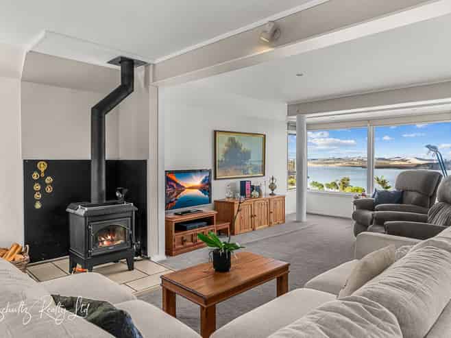 38 Oxford Street, Whakapirau