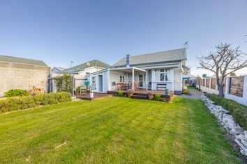 42A Latham Street, Napier South