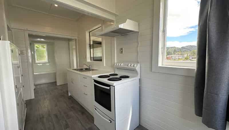 14 Station Road, Kamo