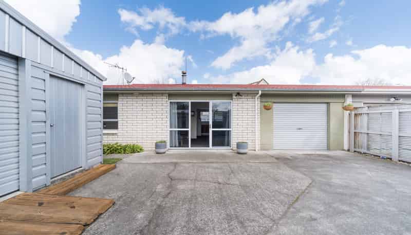 49A John F Kennedy Drive, Milson