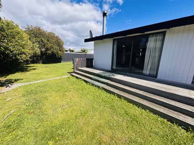 2/211 Garnett Street, Raureka