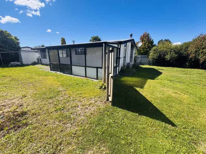 2/211 Garnett Street, Raureka