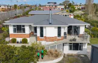 16 Christie Street, BALCLUTHA