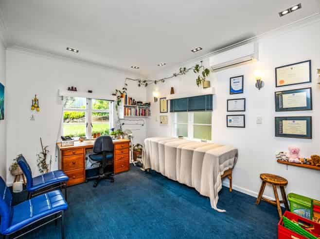 Mt Eden standalone on 936sqm land in DGZ