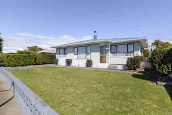 17 Hume Street, Waitara