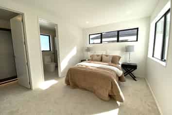 15B Te Kawa Road, One Tree Hill