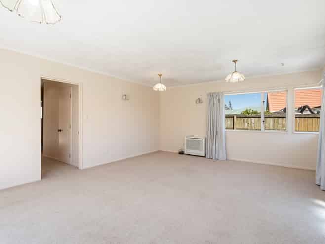81b Kingsford Drive, Stoke
