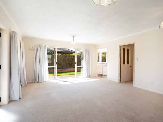 81b Kingsford Drive, Stoke