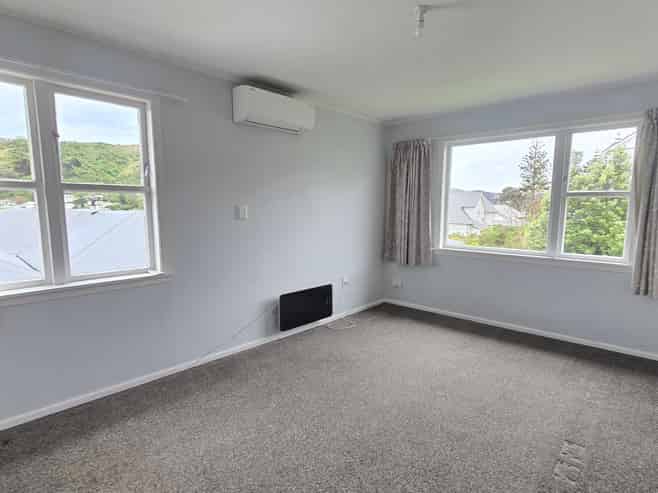 84 Tiber Street, Island Bay