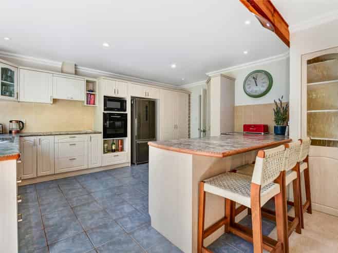6 Chenery Road, Red Beach