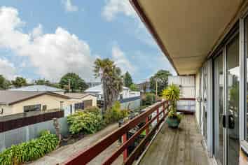  4/14 Hayton Road, Wigram