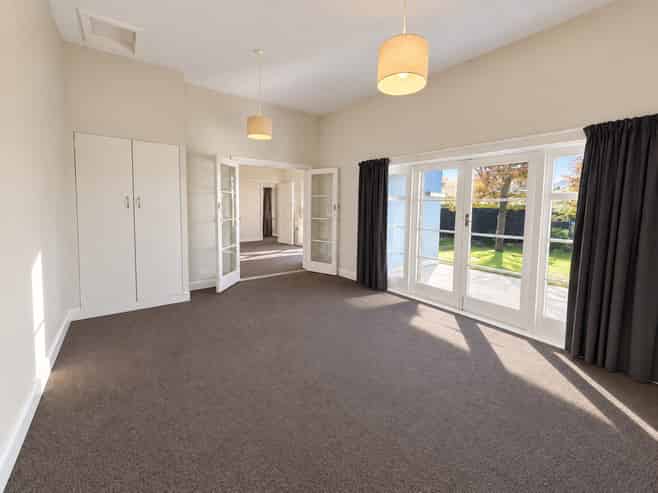 73 North Avon Road, Richmond