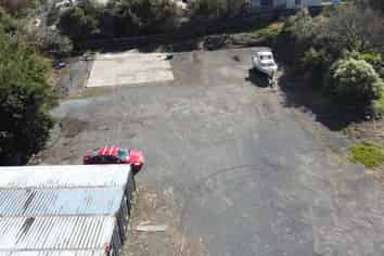 LIGHT INDUSTRY ZONED YARD
