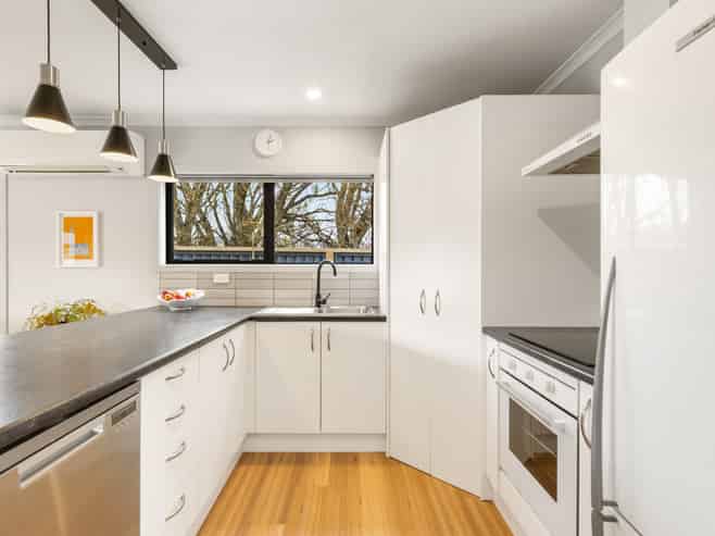 135 Main Road, Luggate