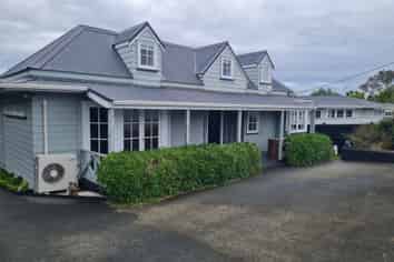 6 Neil Ave, Te Atatu Peninsula