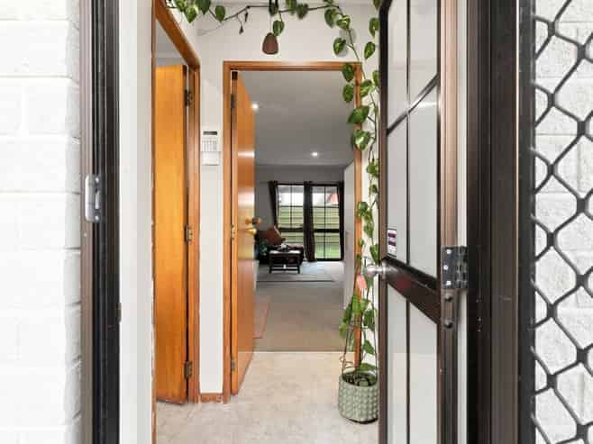 23B Cecil Place, Cloverlea