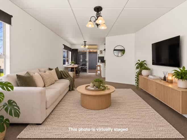 4/144 Main Road, Clive