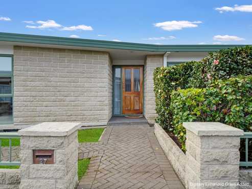 27 Bullock Drive, Springvale