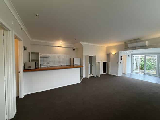 157 The Parade, Island Bay