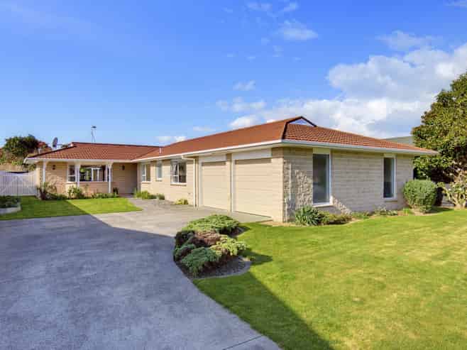 31 Burn Street, Levin