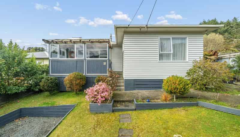 19 Gardiner Grove, Wainuiomata