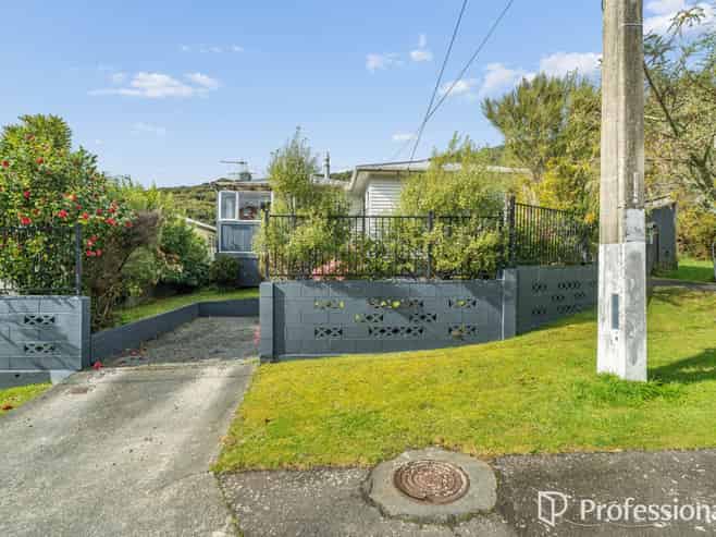 19 Gardiner Grove, Wainuiomata
