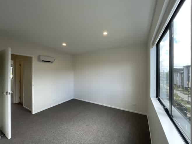 5/474 West Coast Road, Henderson