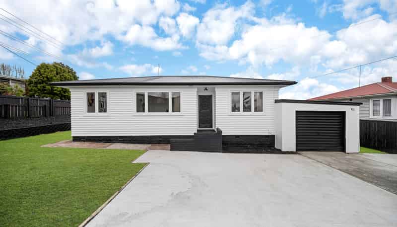 316 Great North Road, Henderson