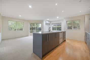 12B Elliot Street, Howick