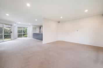 12B Elliot Street, Howick