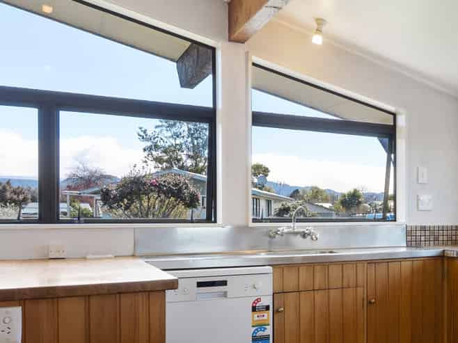 3 Deller Drive, Carterton