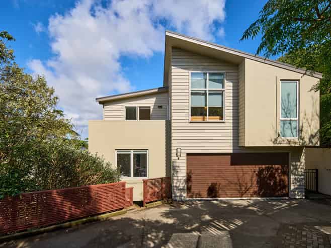 21 Arahiwi Grove, Tirohanga