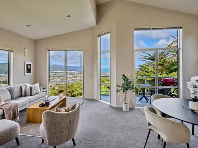 21 Arahiwi Grove, Tirohanga