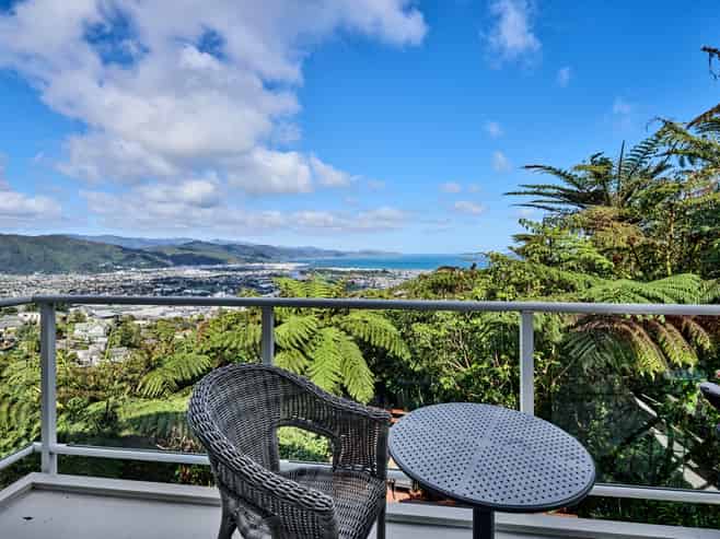 21 Arahiwi Grove, Tirohanga