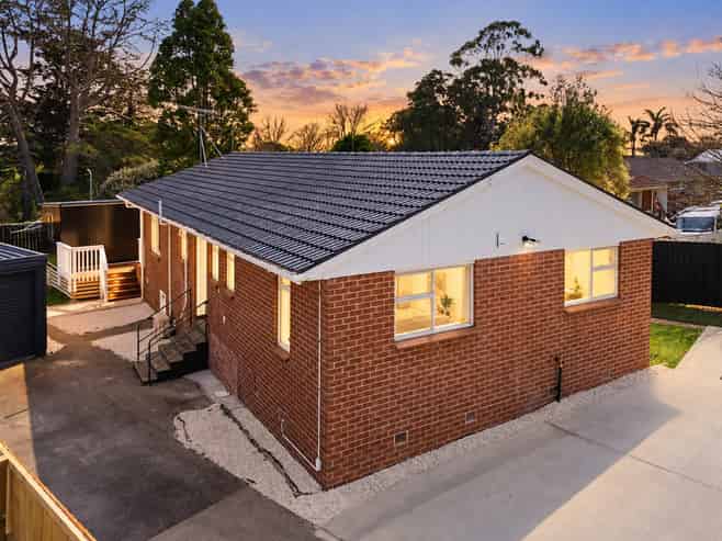 42 Gilbert Road, Otara