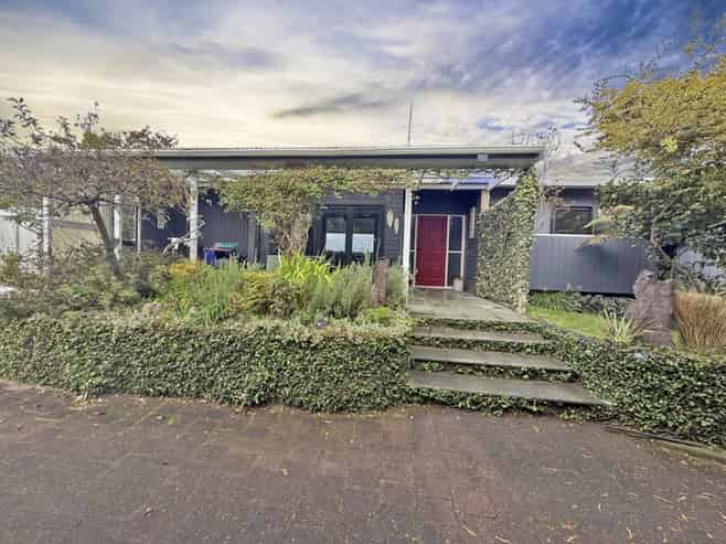 94 Lakewood Drive, Nukuhau