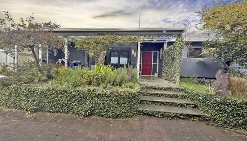 94 Lakewood Drive, Nukuhau
