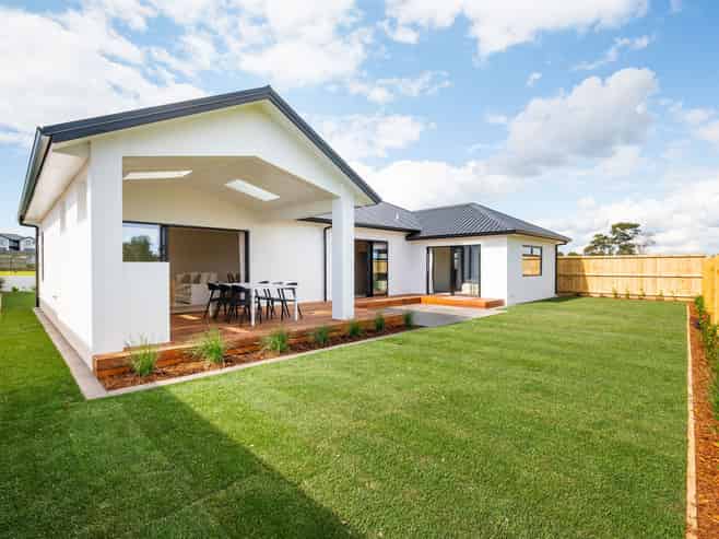 12 Sofia Way, Flagstaff