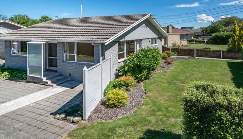 96A Crofton Road, Harewood